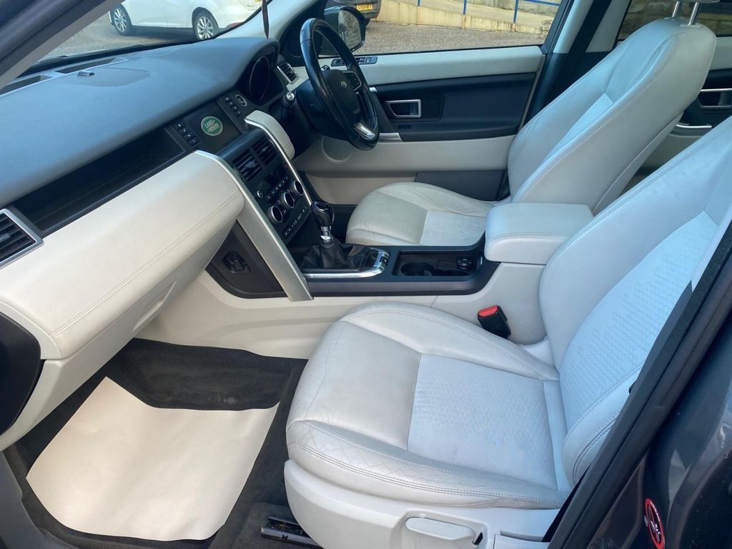 Used Land Rover Discovery Sport 2015 for sale - 77218537: Photo 9