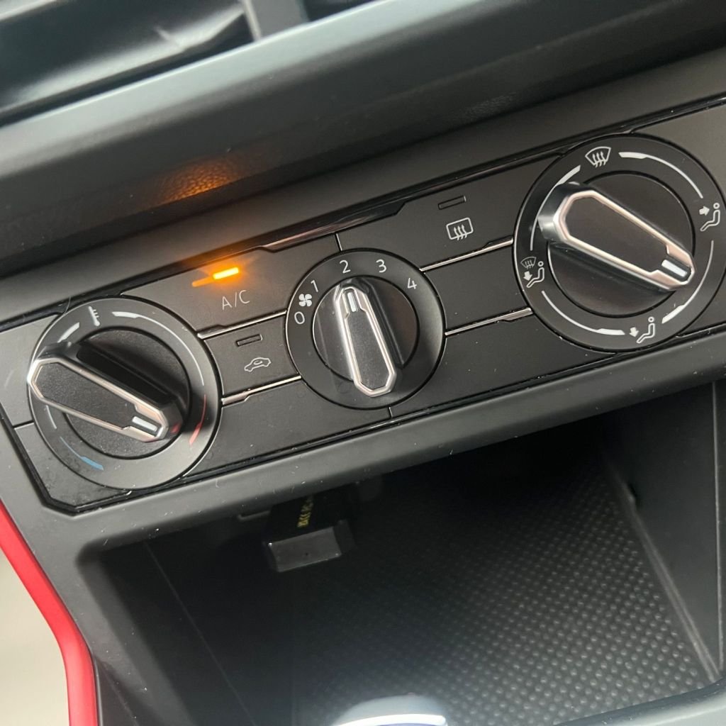 Used Volkswagen Polo 2019 for sale - 77841350: Photo 19