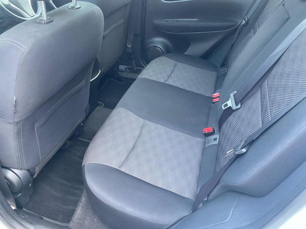 Used Nissan Qashqai 2014 for sale - 76482395: Photo 11