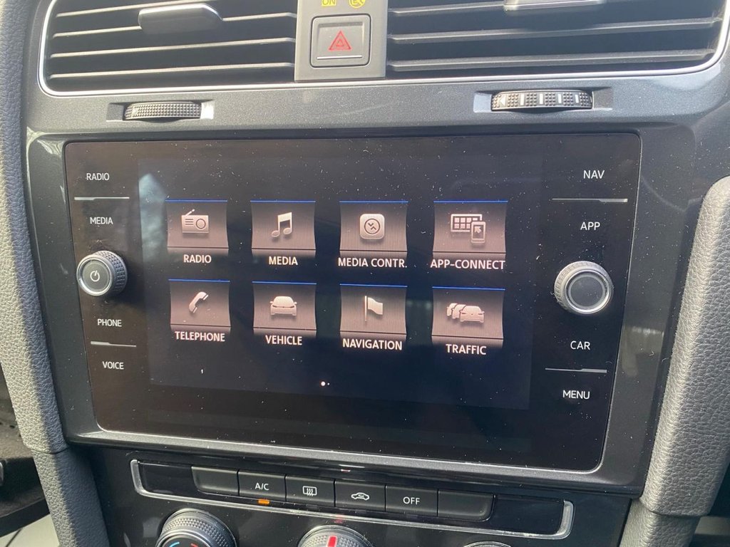 Used Volkswagen Golf 2017 for sale - 77355655: Photo 18