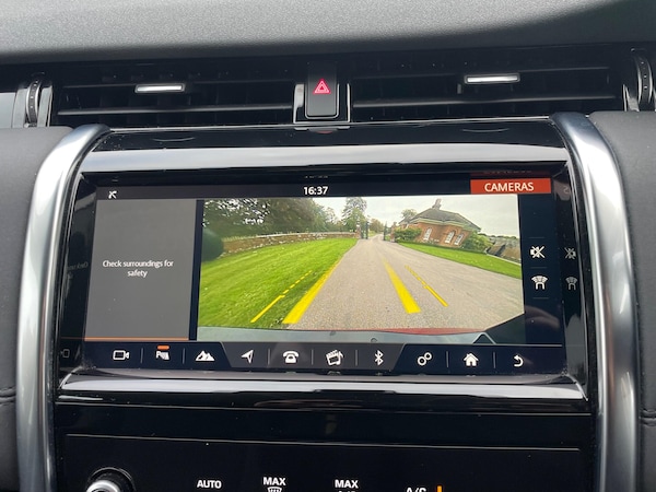 Used Land Rover Discovery Sport 2019 for sale - 76306741: Photo 11