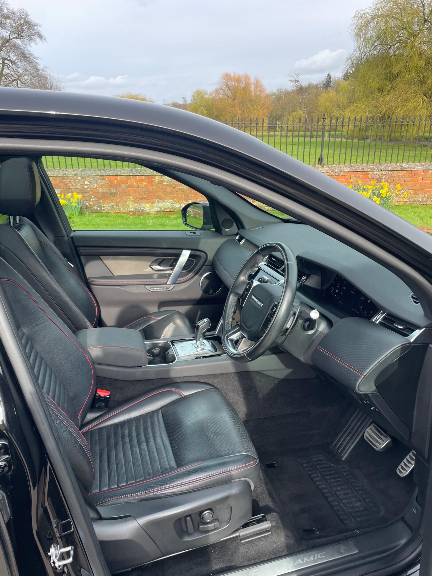 Used Land Rover Discovery Sport 2020 for sale - 77882335: Photo 3