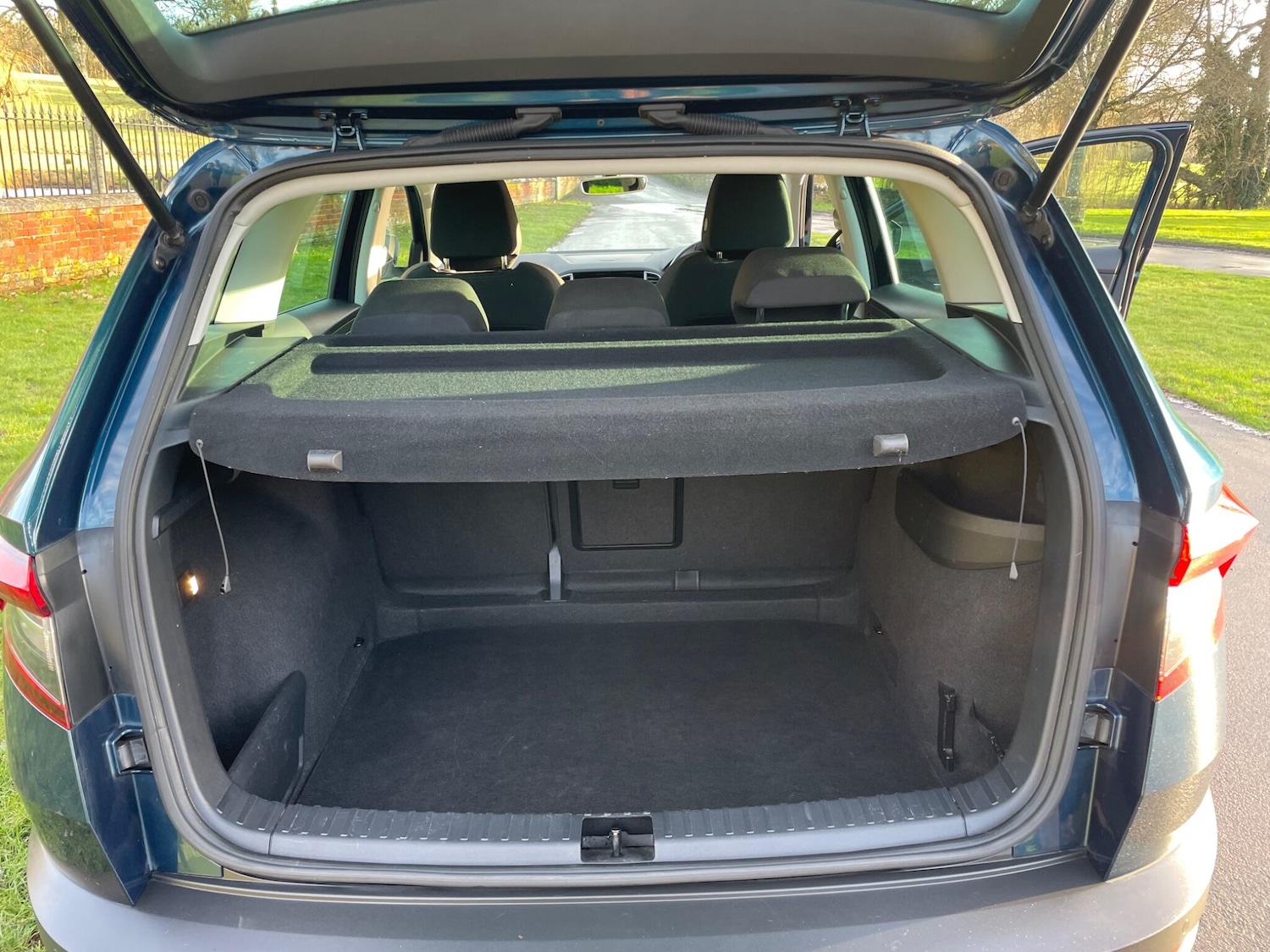 Used Skoda Karoq 2020 for sale - 77130880: Photo 9