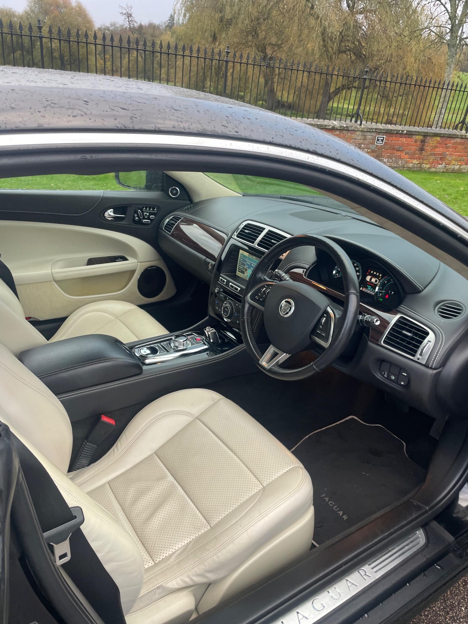 Used Jaguar XK for sale - 76585206: Photo 3
