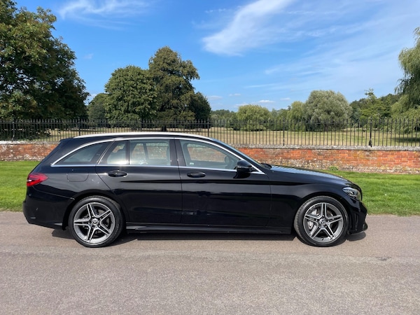 Used Mercedes-Benz C-Class 2018 for sale - 75531682: Photo 2
