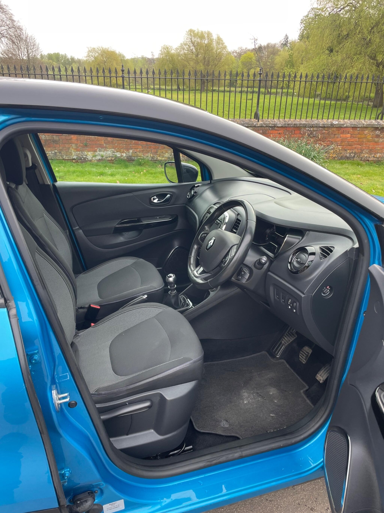 Used Renault Captur 2017 for sale - 78204686: Photo 3