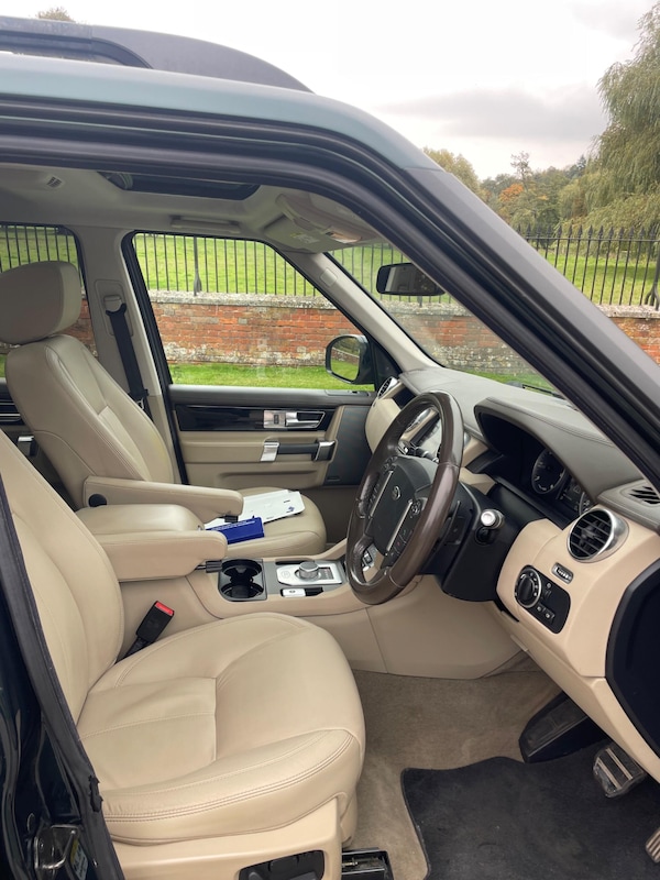 Used Land Rover Discovery 2014 for sale - 76247266: Photo 3