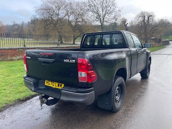 Used Toyota Hilux 2021 for sale - 77315113: Photo