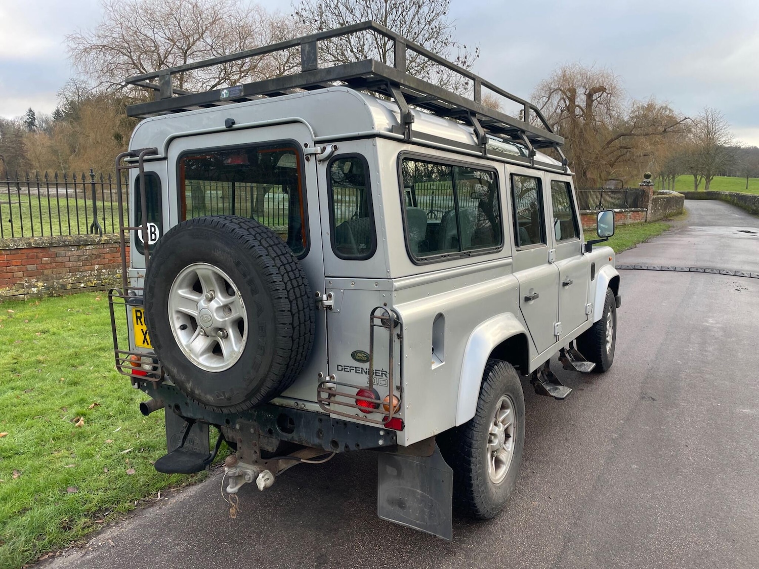 Used Land Rover Defender 2002 for sale - 77163142: Photo 4