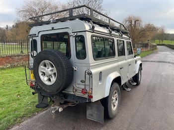 Used Land Rover Defender 2002 for sale - 77163142: Photo