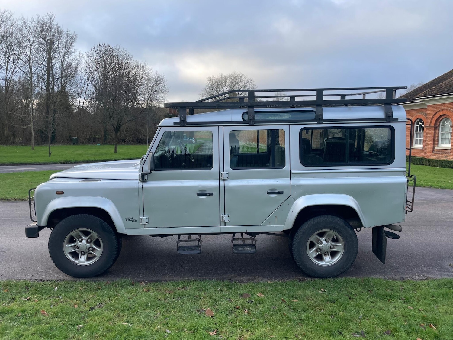 Used Land Rover Defender 2002 for sale - 77163142: Photo 6
