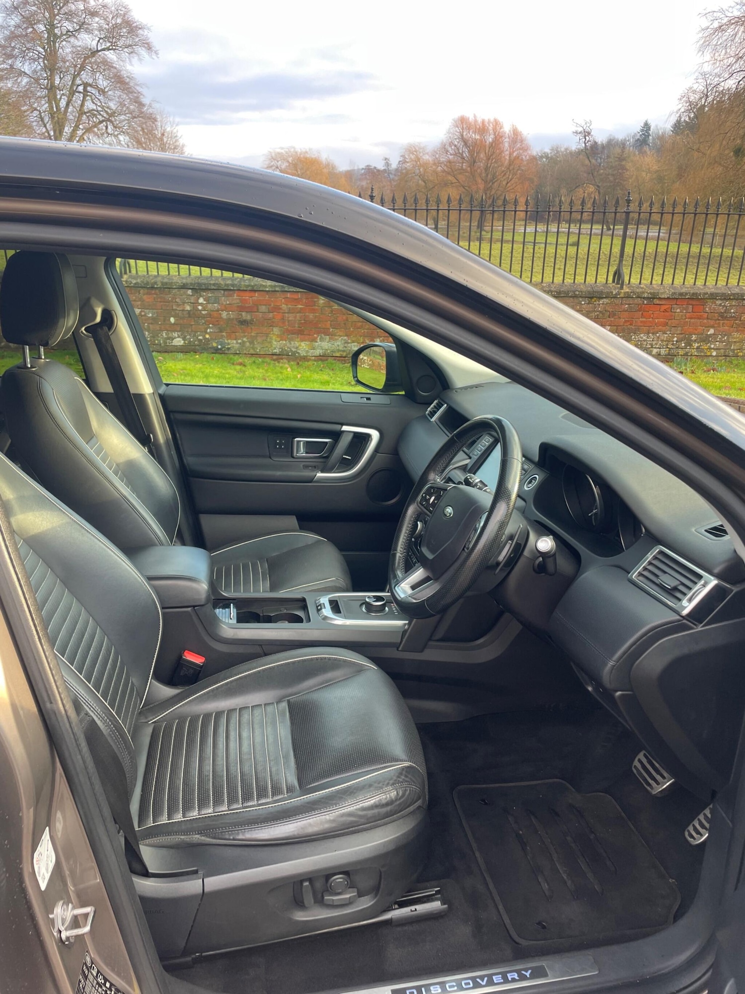 Used Land Rover Discovery Sport 2016 for sale - 77238315: Photo 3