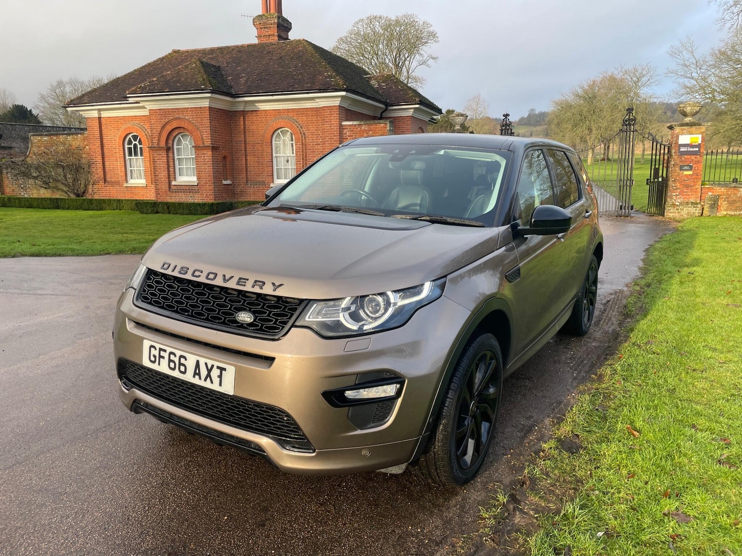Used Land Rover Discovery Sport 2016 for sale - 77238315: Photo 5