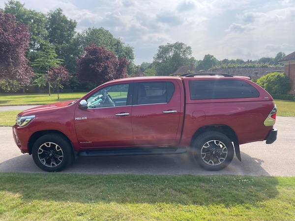 Used Toyota Hilux 2018 for sale - 74909403: Photo 6