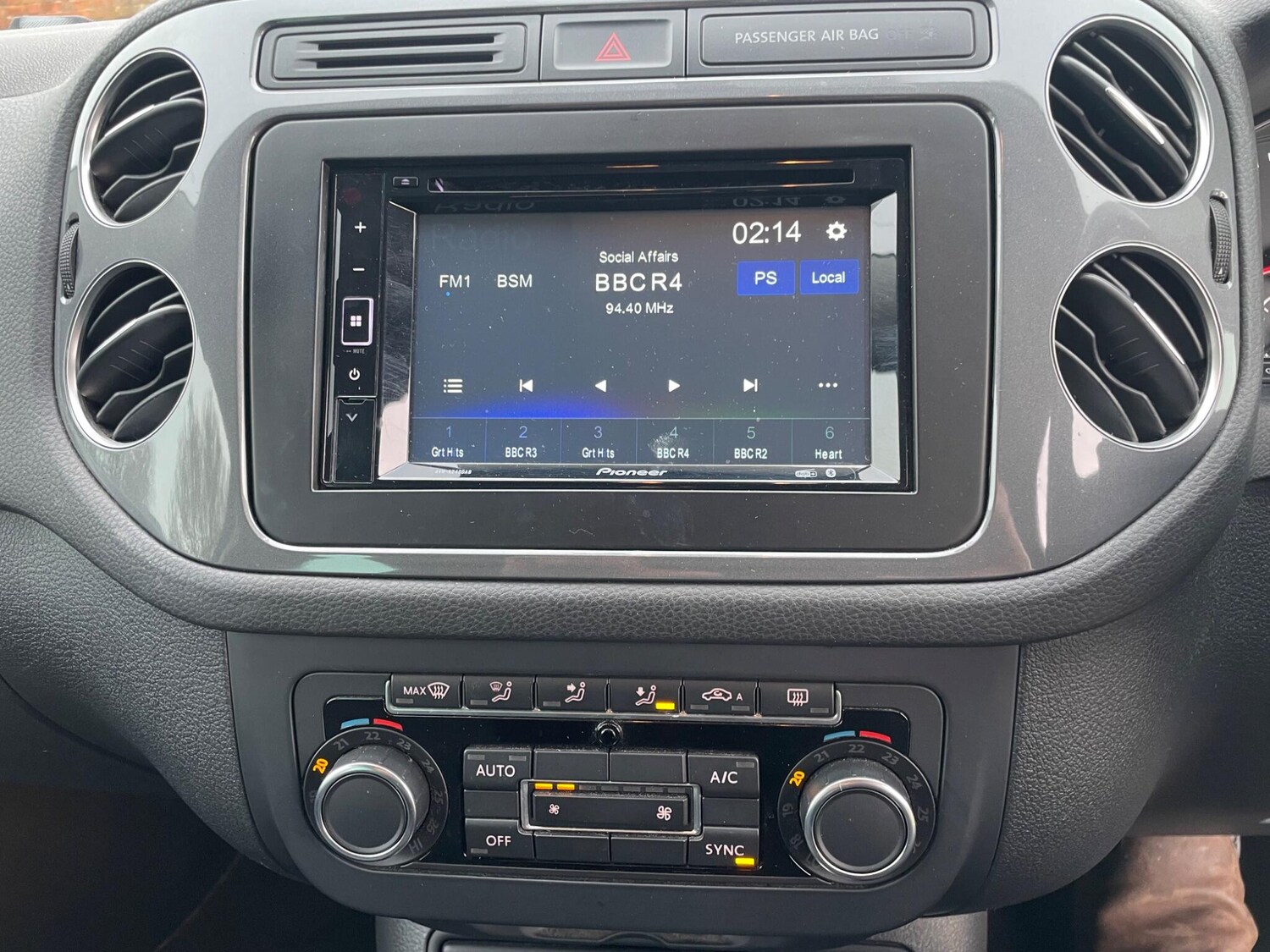 Used Volkswagen Tiguan for sale - 77909512: Photo 10