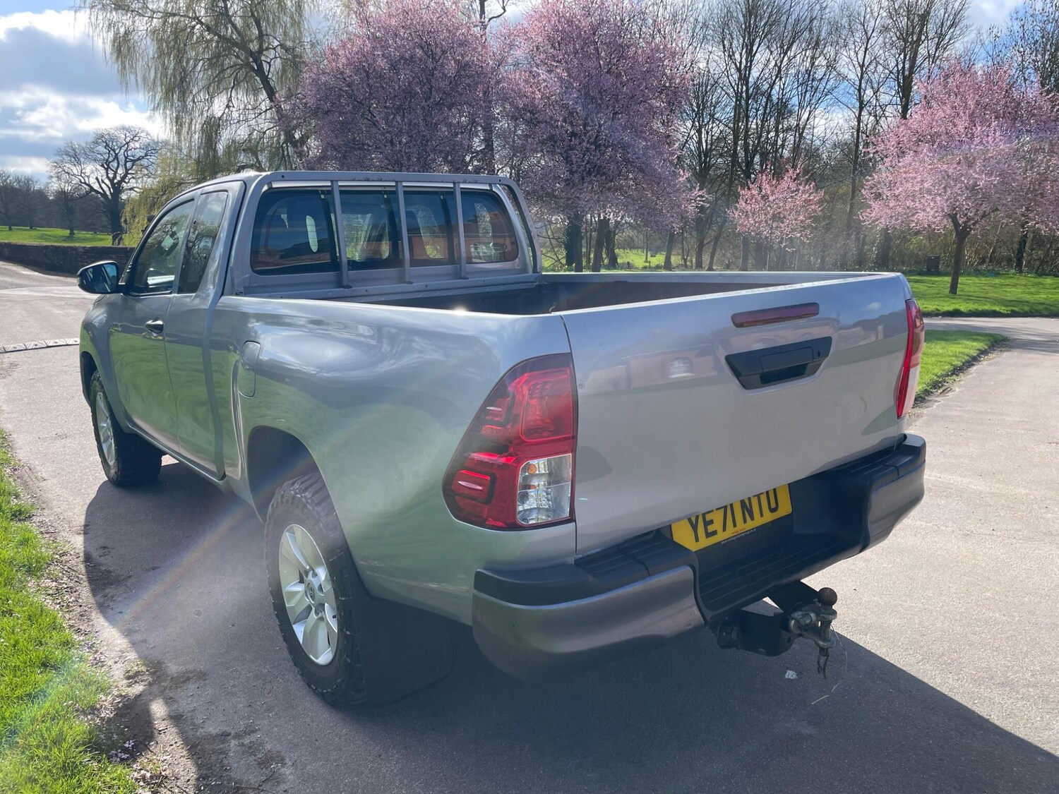 Used Toyota Hilux for sale - 77892101: Photo 7