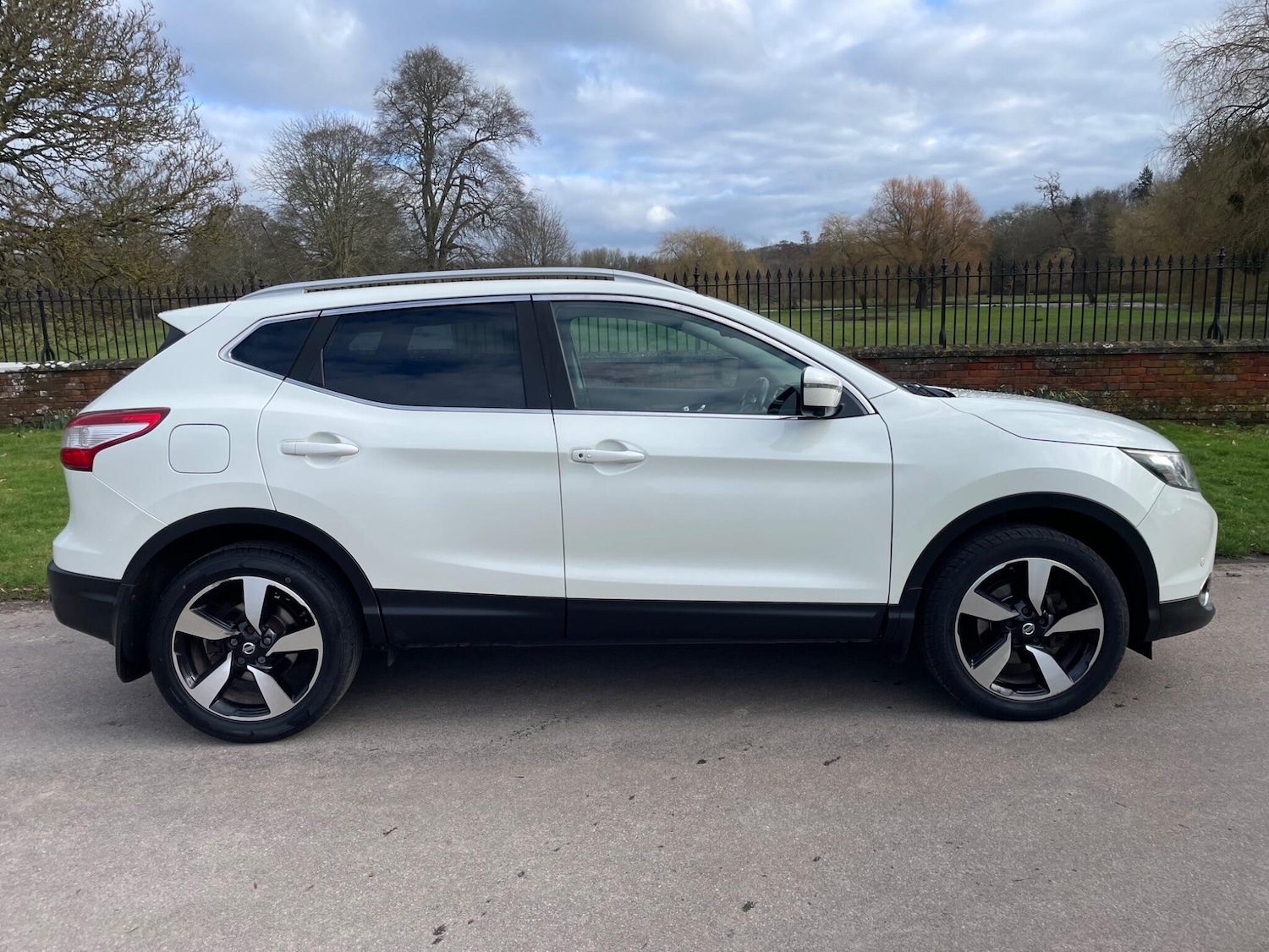 Used Nissan Qashqai 2015 for sale - 78007252: Photo 2