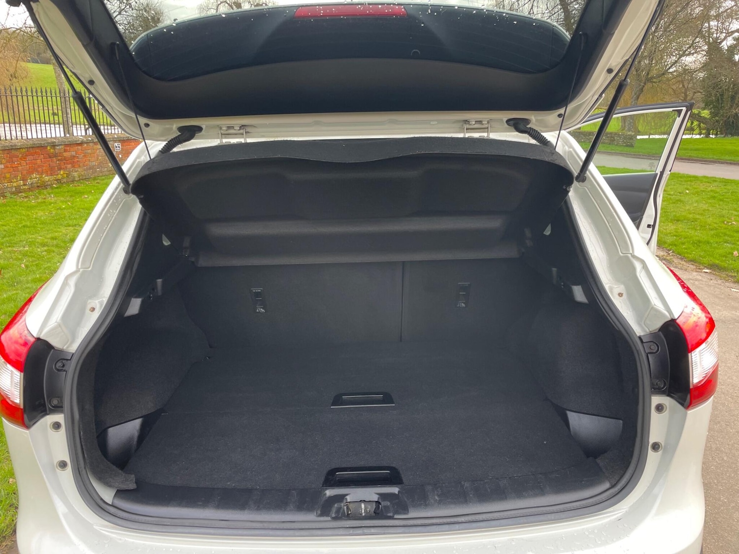 Used Nissan Qashqai 2015 for sale - 78007252: Photo 9