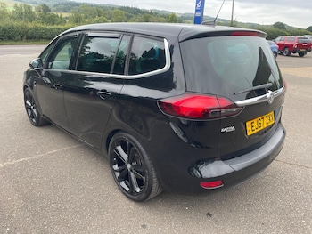 Used Vauxhall Zafira Tourer 2017 for sale - 75609107: Photo