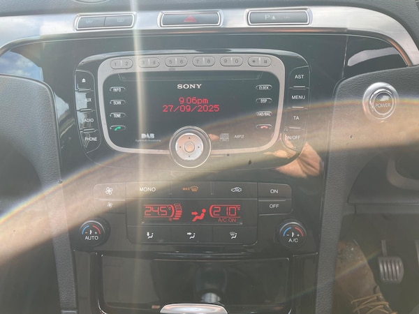 Used Ford S-Max 2013 for sale - 76095059: Photo 10