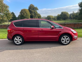 Used Ford S-Max 2013 for sale - 76095059: Photo 2
