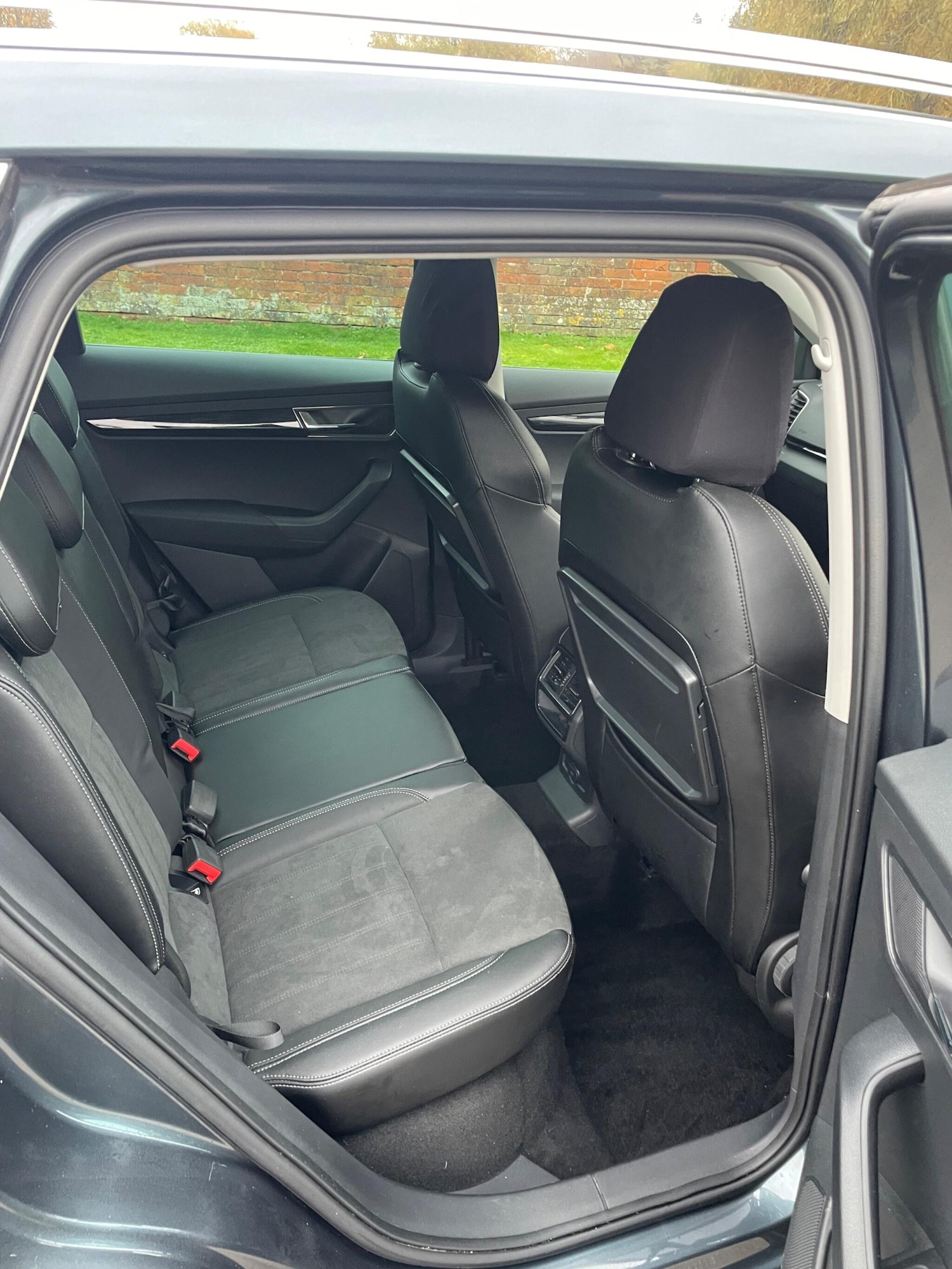 Used Skoda Karoq 2021 for sale - 76927068: Photo 7