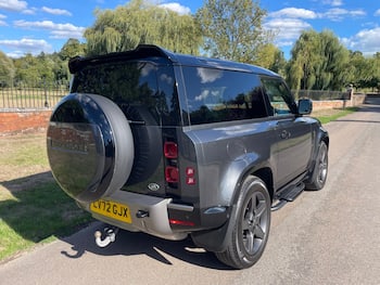 Used Land Rover Defender 2022 for sale - 79767320: Photo
