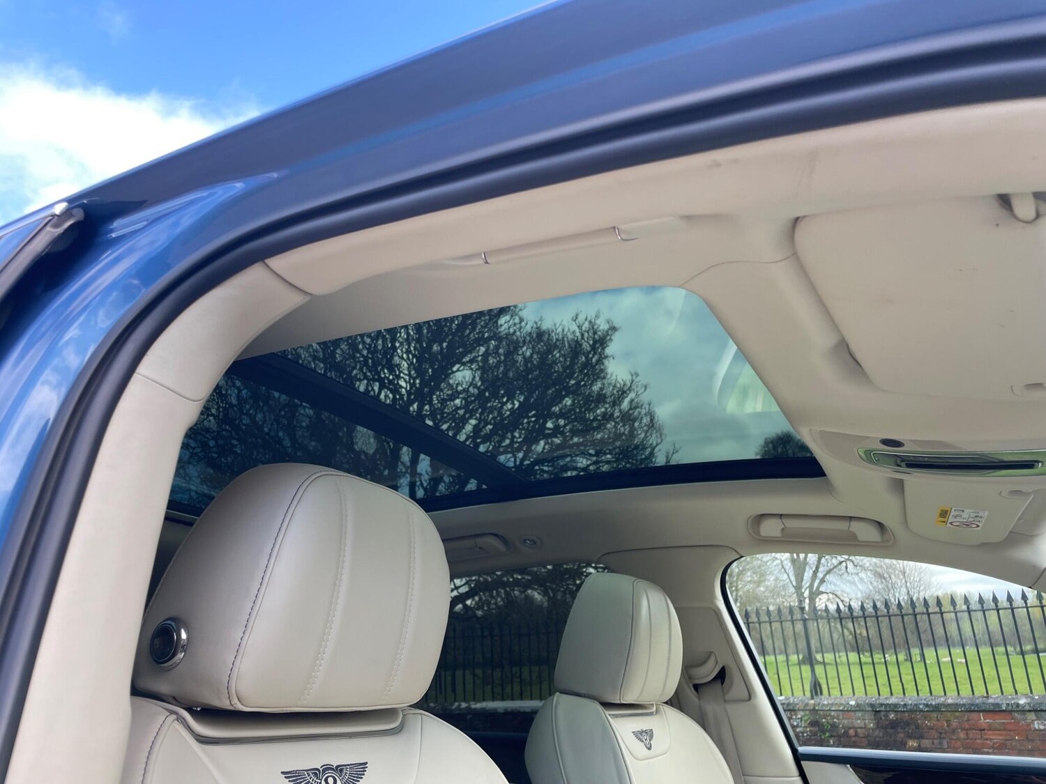 Used Bentley Bentayga for sale - 78116477: Photo 12