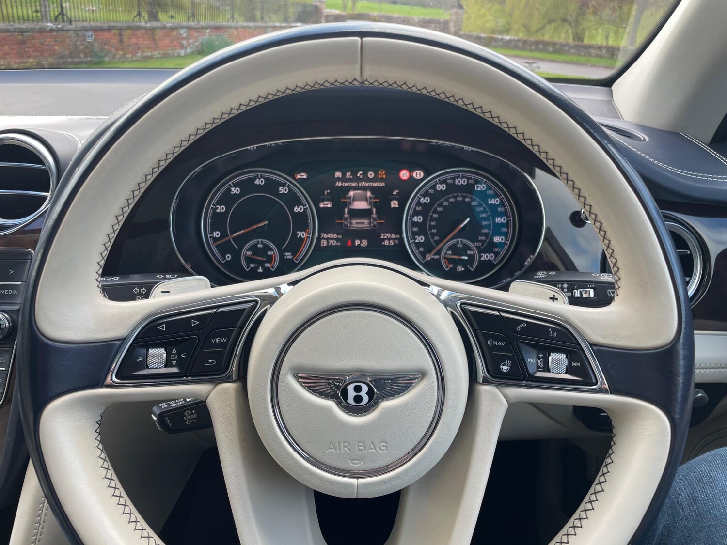 Used Bentley Bentayga for sale - 78116477: Photo 14