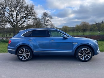 Used Bentley Bentayga 2018 for sale - 78116477: Photo