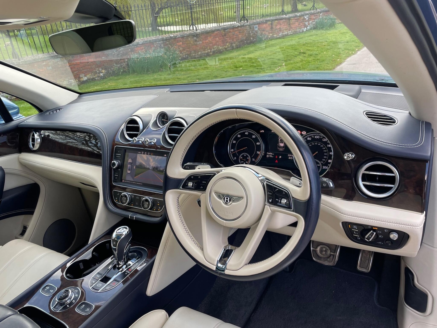 Used Bentley Bentayga for sale - 78116477: Photo 9
