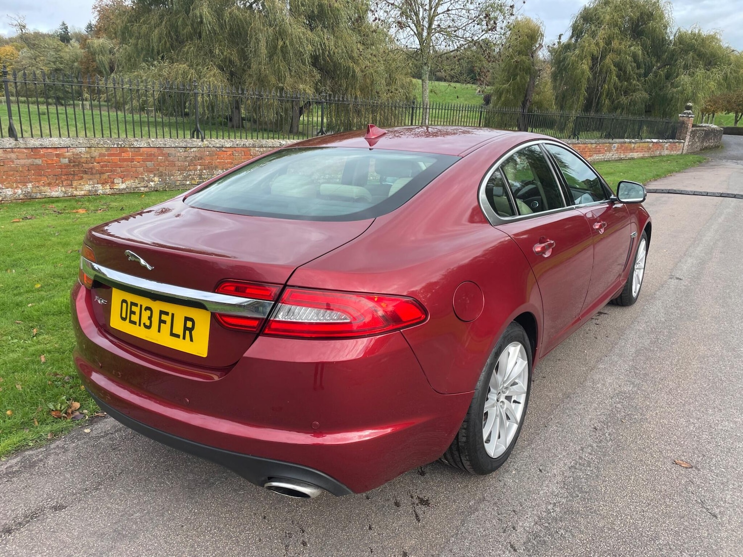 Used Jaguar XF 2013 for sale - 76371084: Photo 4