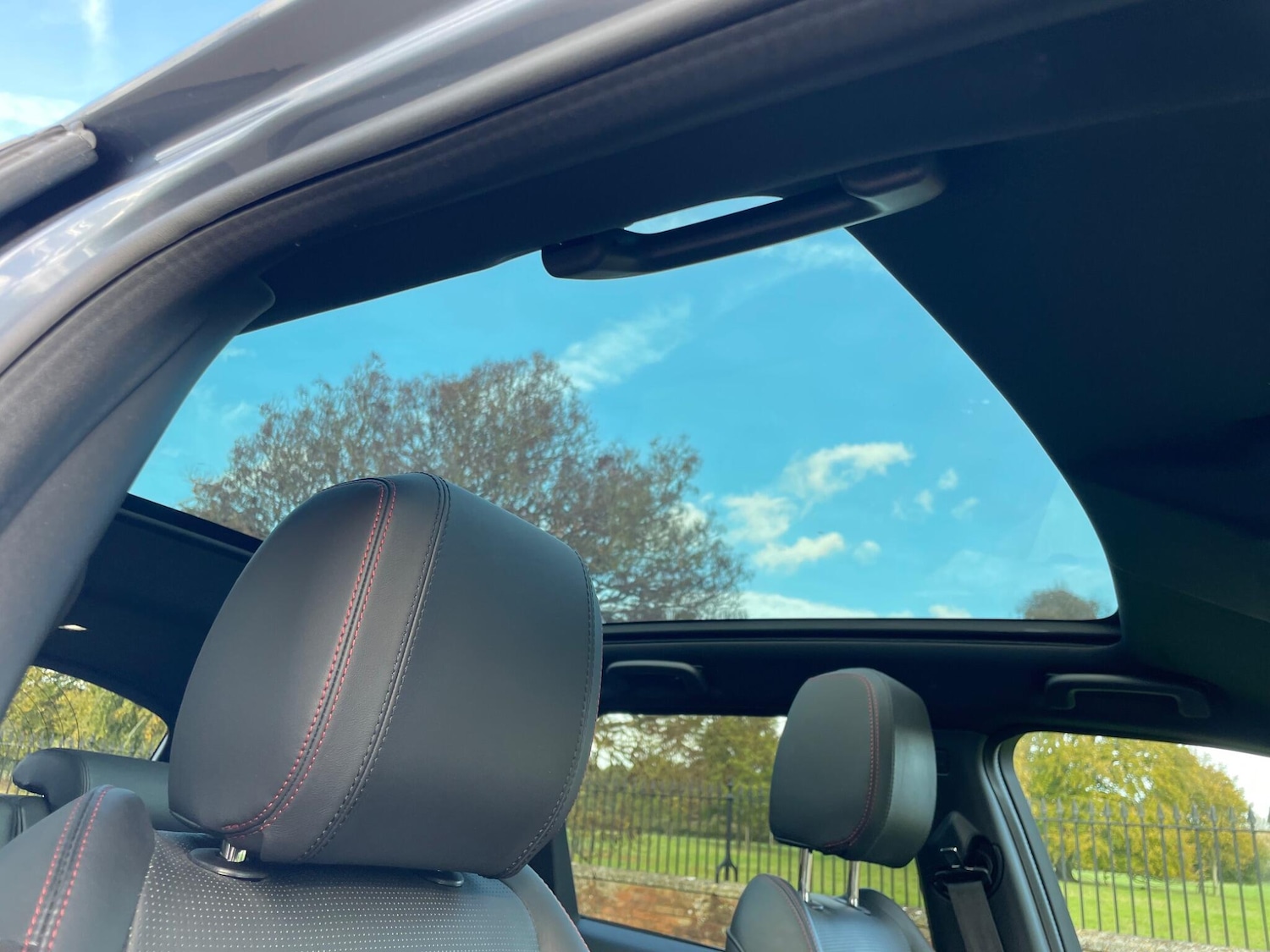 Used Land Rover Discovery Sport 2019 for sale - 76399063: Photo 14