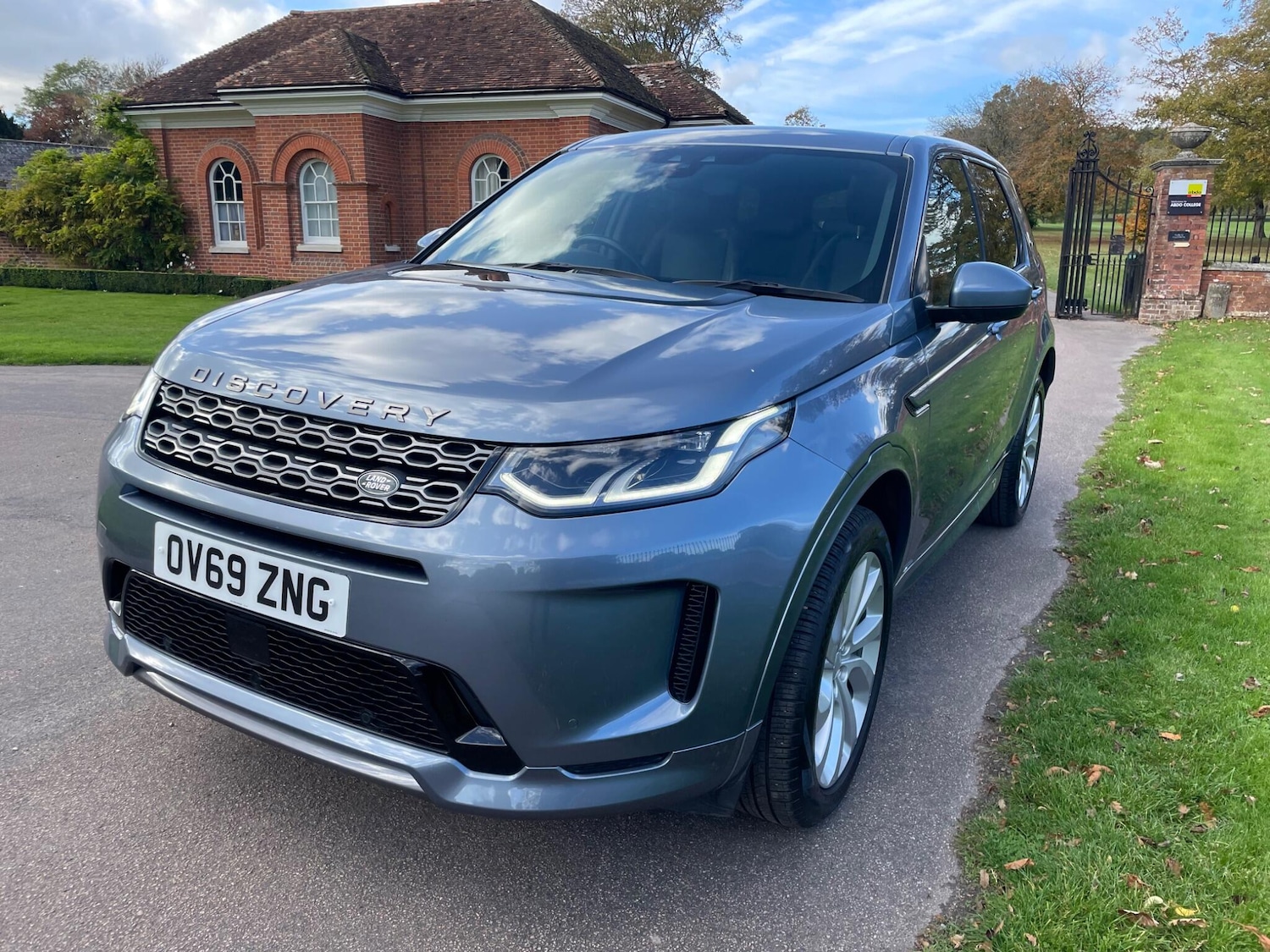 Used Land Rover Discovery Sport 2019 for sale - 76399063: Photo 5