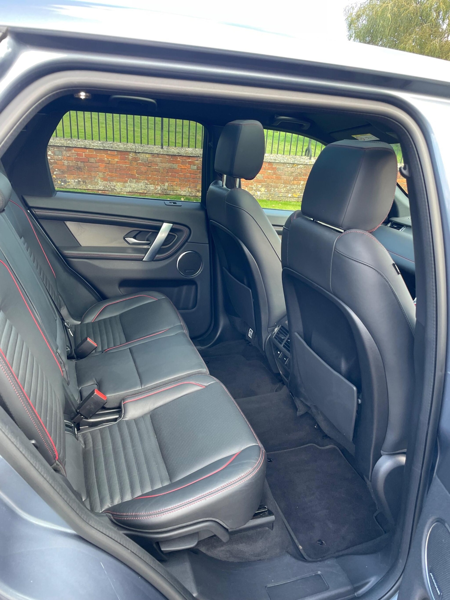 Used Land Rover Discovery Sport 2019 for sale - 76399063: Photo 7