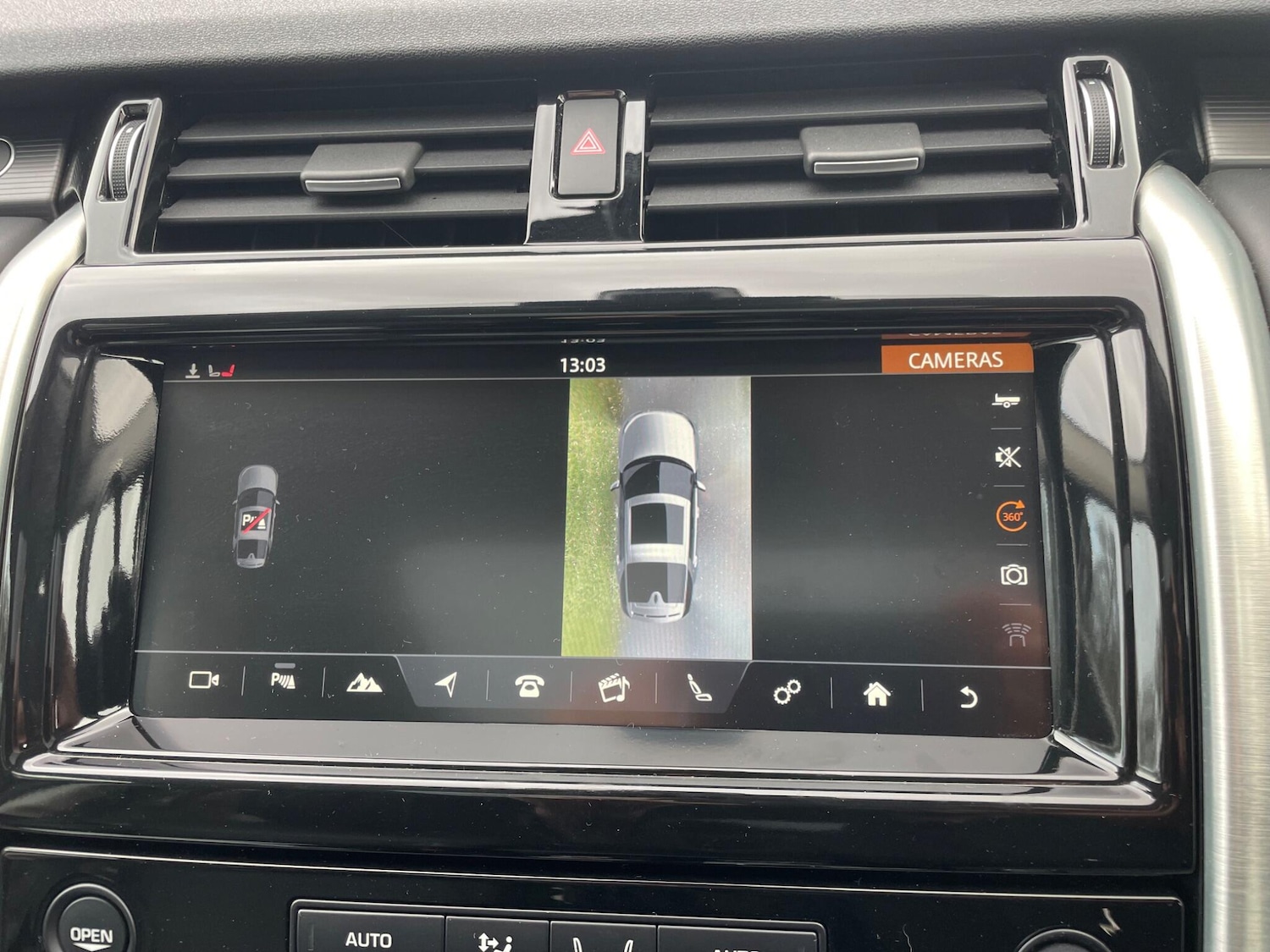 Used Land Rover Discovery 2018 for sale - 76850554: Photo 13