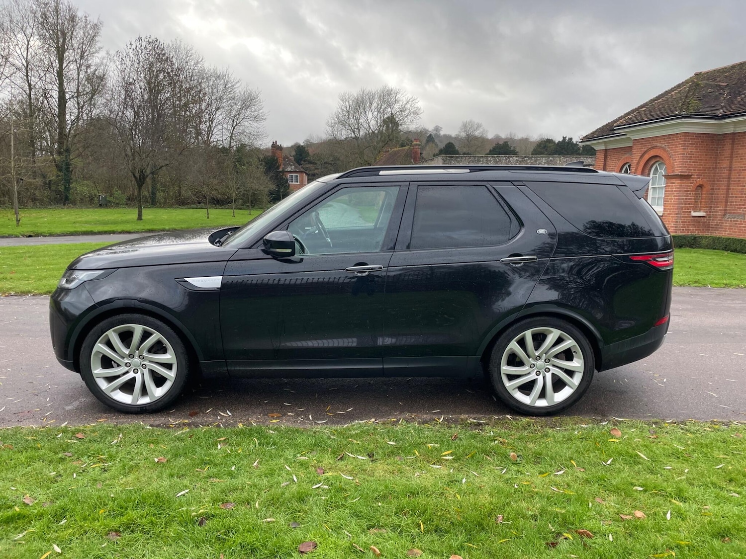 Used Land Rover Discovery 2018 for sale - 76850554: Photo 6