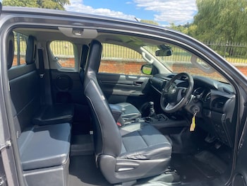 Used Toyota Hilux 2021 for sale - 75539459: Photo