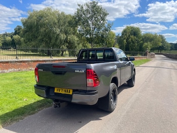 Used Toyota Hilux 2021 for sale - 75539459: Photo