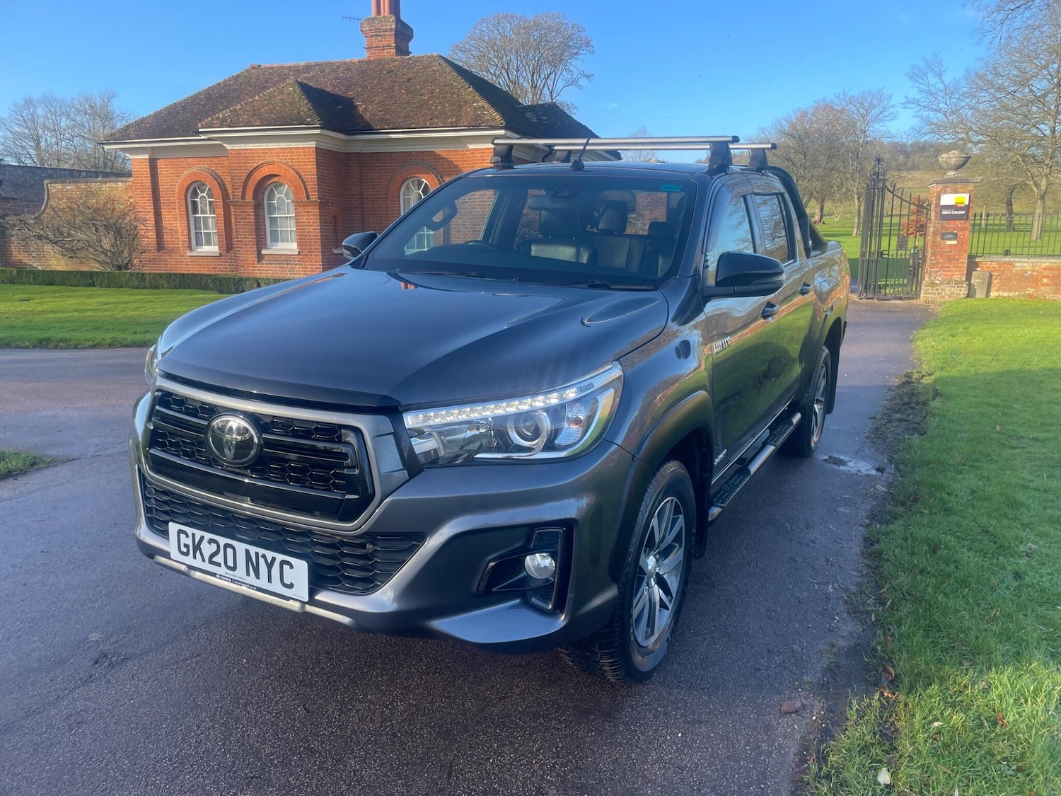 Used Toyota Hilux 2020 for sale - 77015825: Photo 5