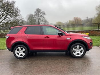 Used Land Rover Discovery Sport 2017 for sale - 77696063: Photo