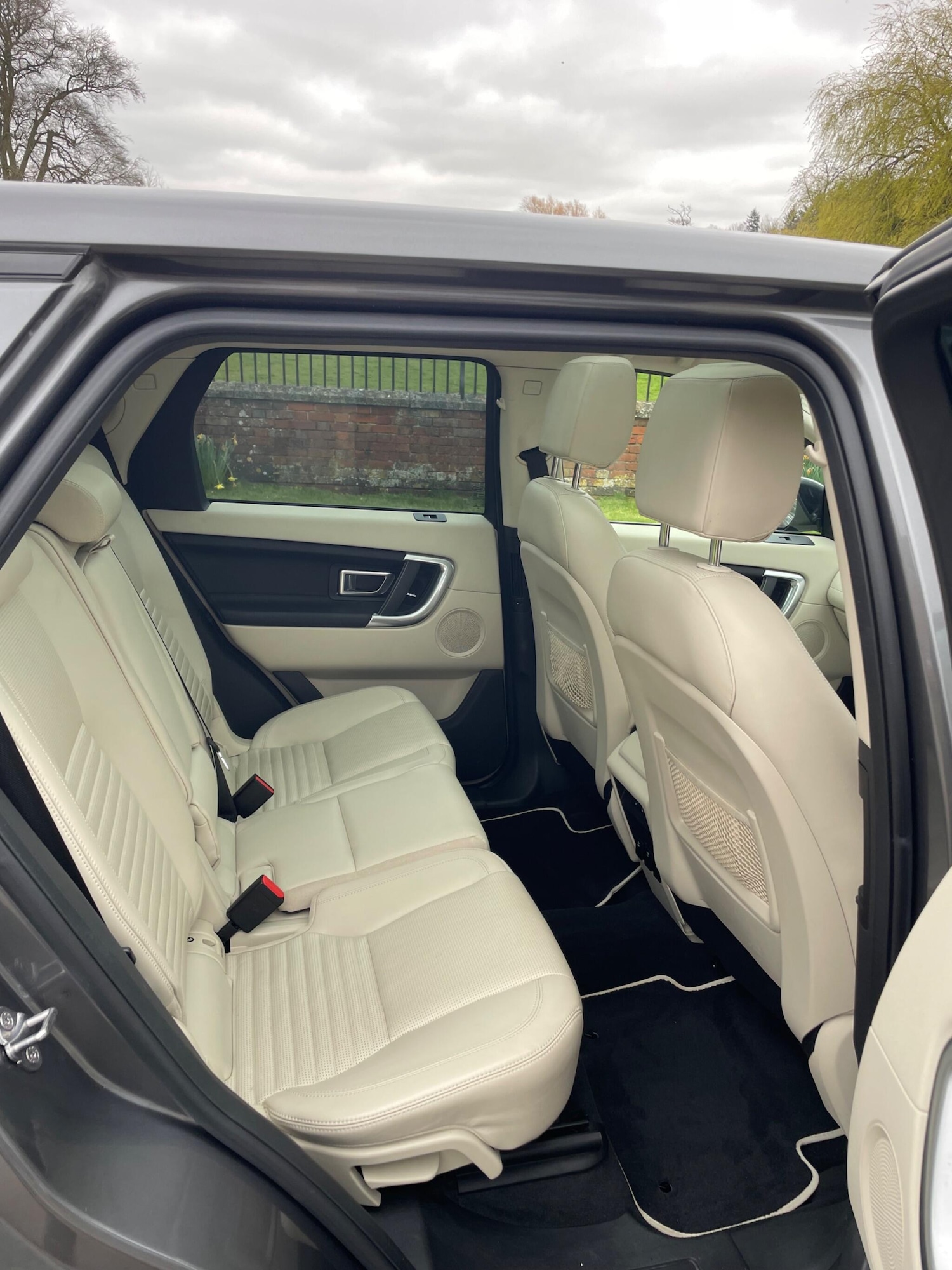 Used Land Rover Discovery Sport 2017 for sale - 78007385: Photo 7