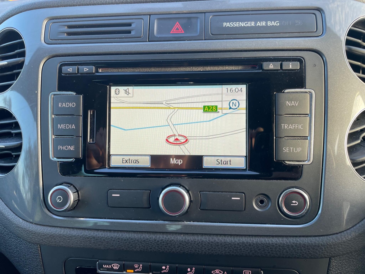 Used Volkswagen Tiguan 2015 for sale - 77738095: Photo 10