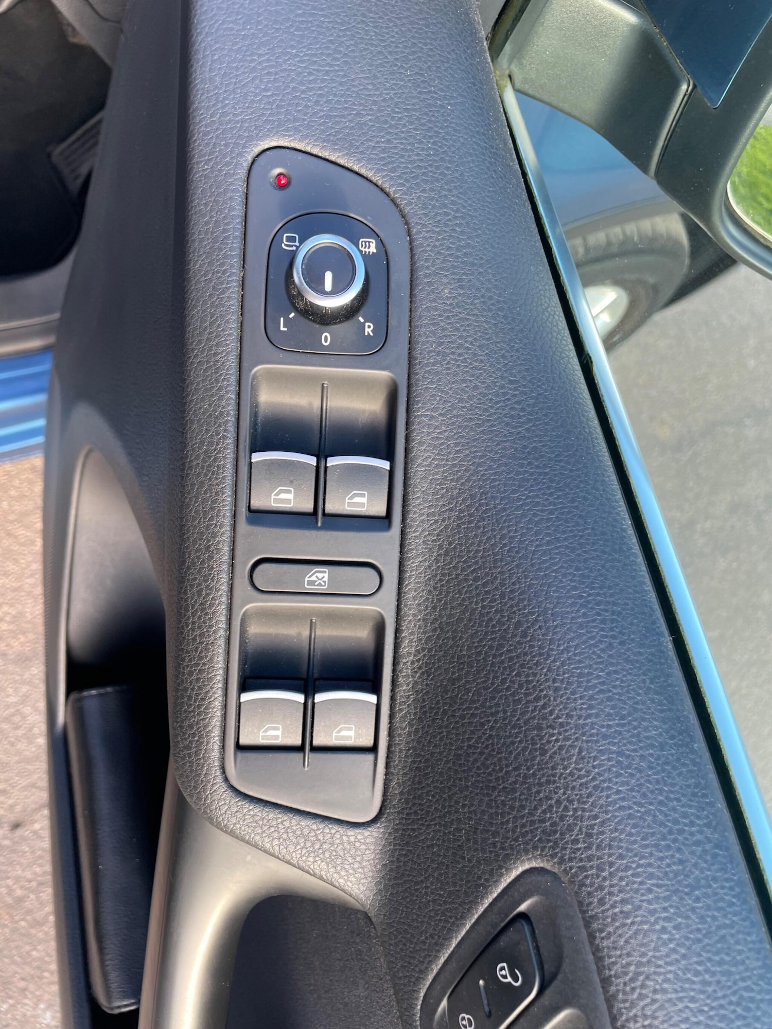 Used Volkswagen Tiguan 2015 for sale - 77738095: Photo 14