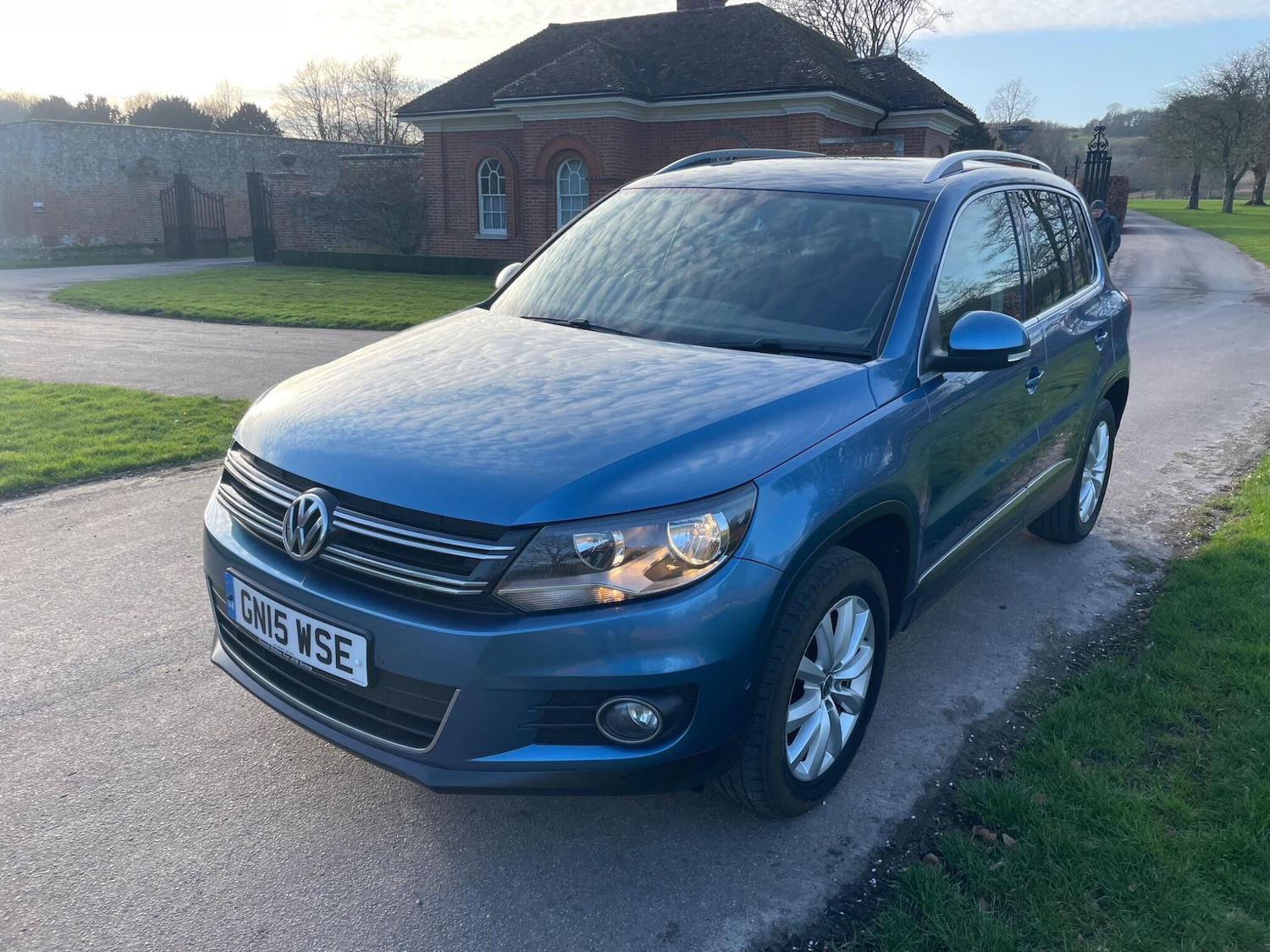 Used Volkswagen Tiguan 2015 for sale - 77738095: Photo 5