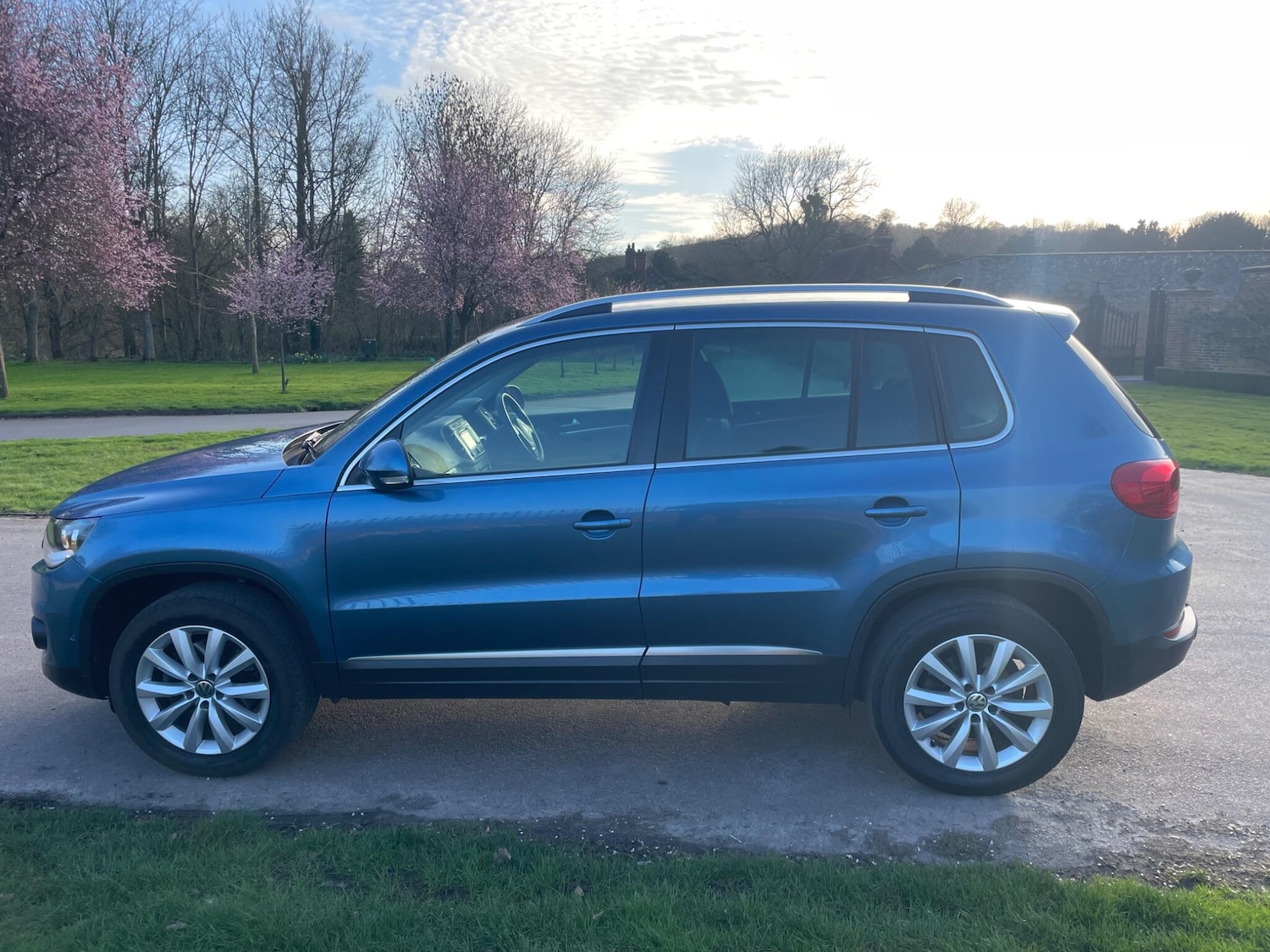 Used Volkswagen Tiguan 2015 for sale - 77738095: Photo 6