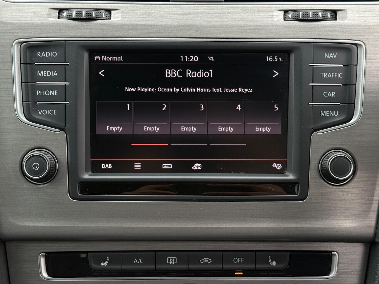 Used Volkswagen Golf 2016 for sale - 76632805: Photo 15