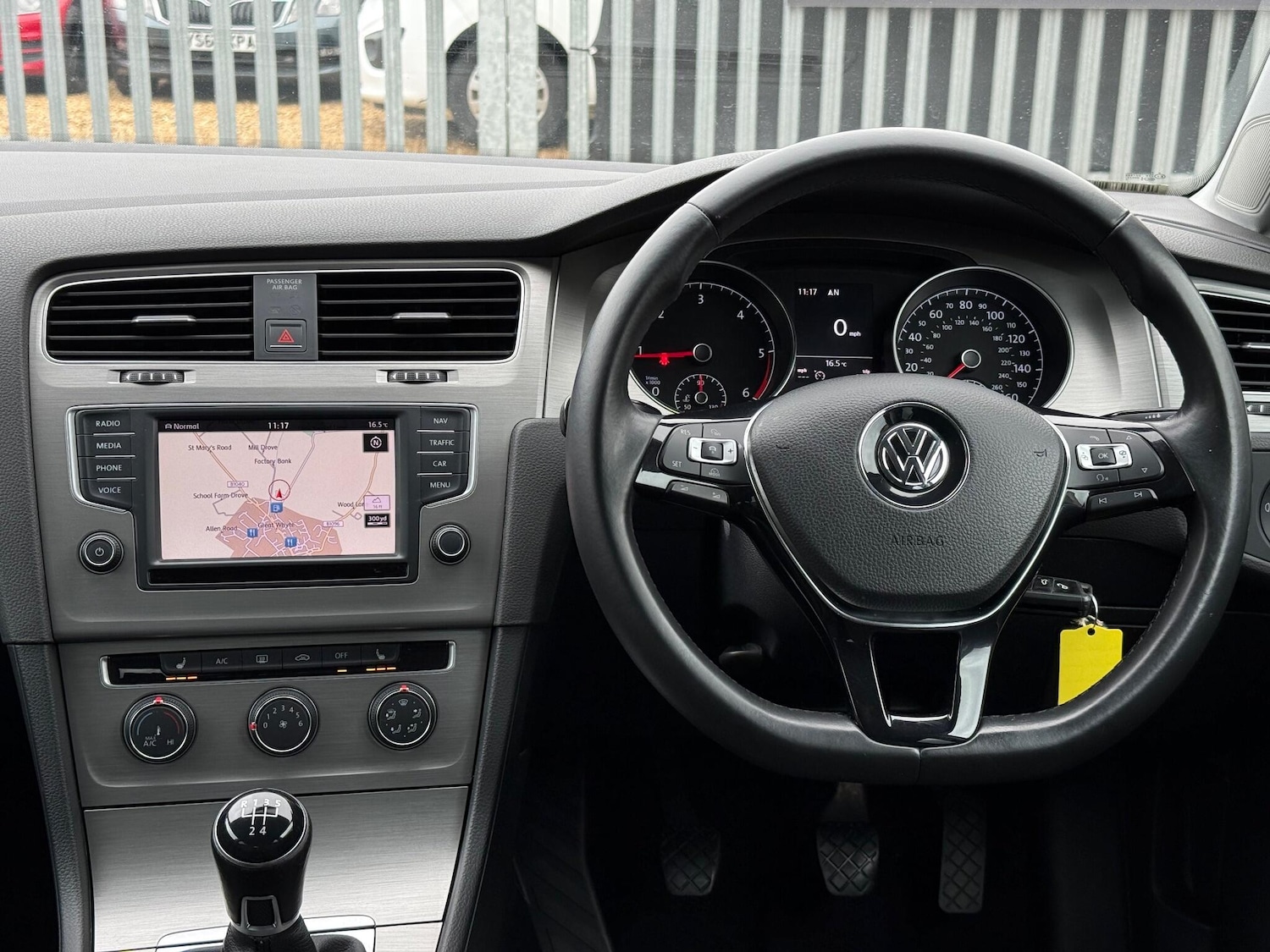 Used Volkswagen Golf 2016 for sale - 76632805: Photo 9