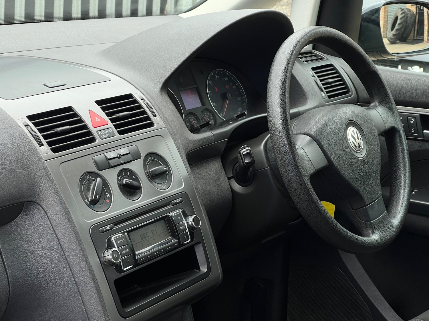 Used Volkswagen Touran 2009 for sale - 76634050: Photo 12