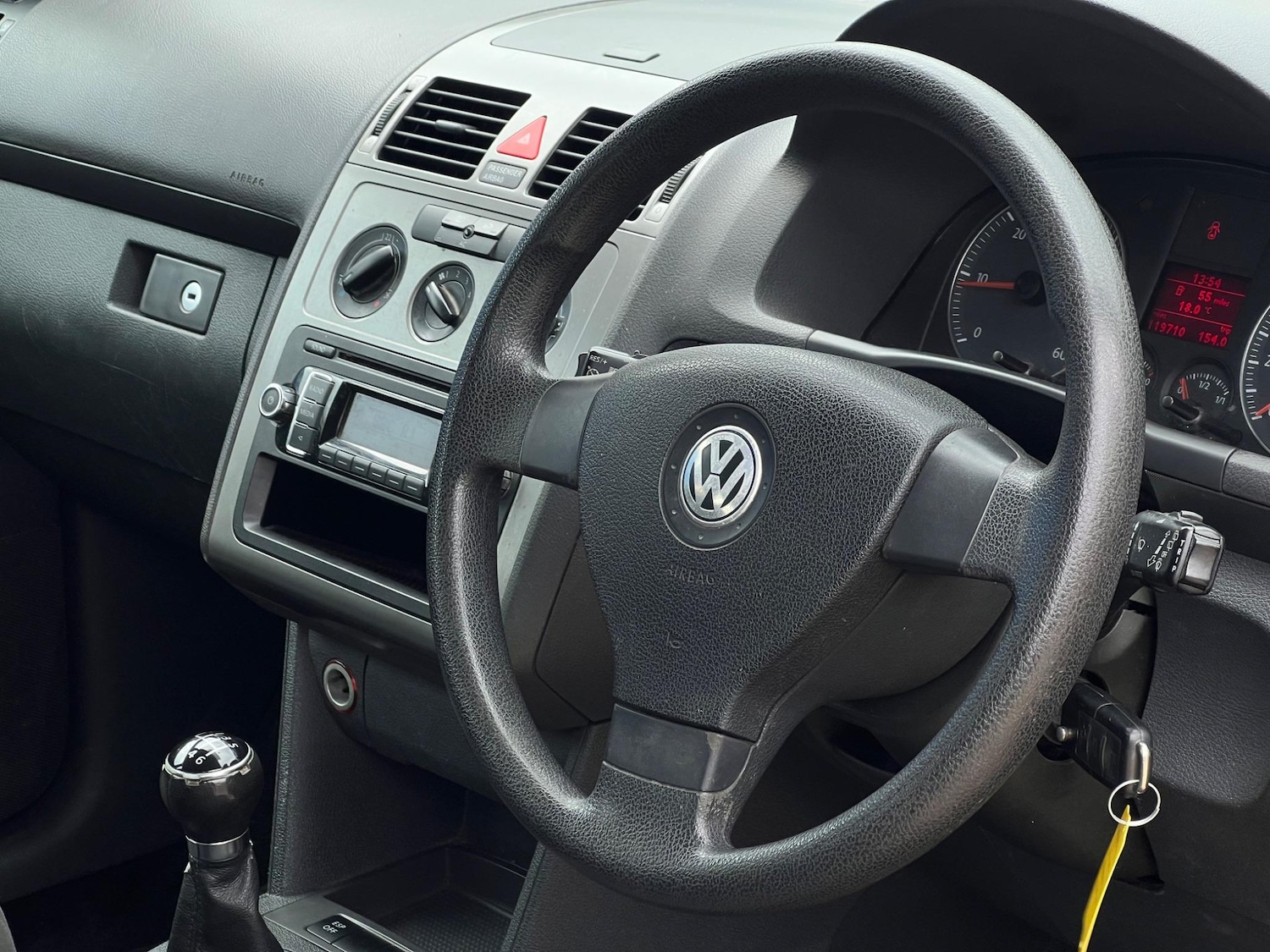 Used Volkswagen Touran 2009 for sale - 76634050: Photo 14